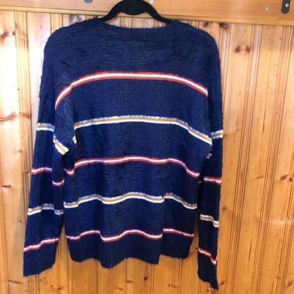 Forever 21 Fluffy Textured Women’s Sweater Size S - Picture 5 of 16